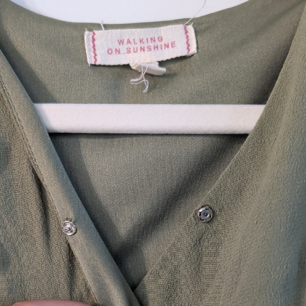 Girls XL Olive Green Wrap Style Dress Ruffle Sleeve Tiered Casual Boho Youth - Picture 5 of 10